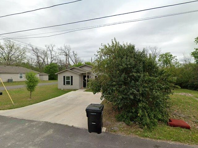 House image located at Salem, MO 65560