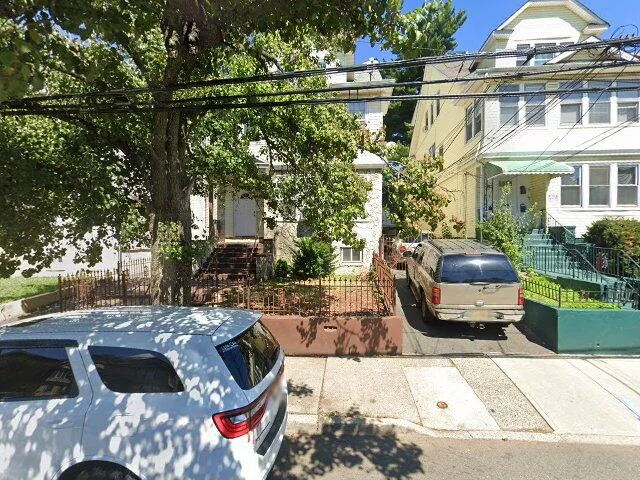 House image located at Newark, NJ 07112