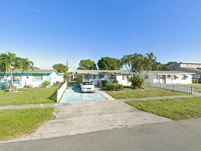 House image located at West Palm Beach, FL 33401