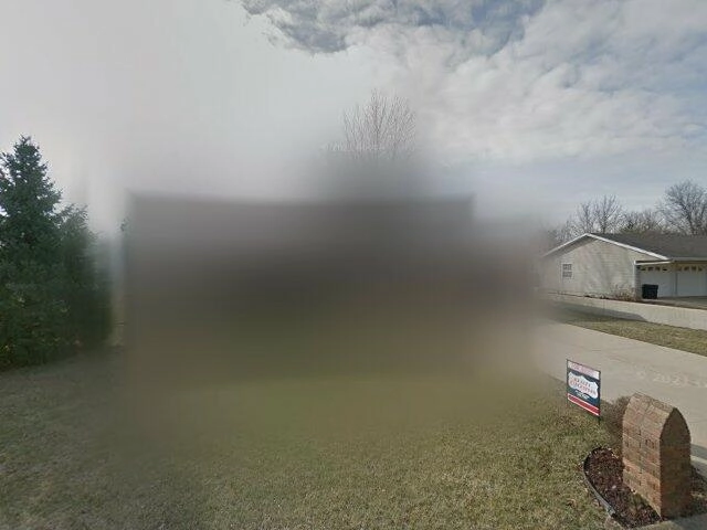 House image located at Lebanon, MO 65536