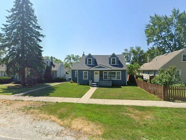 House image located at Worth, IL 60482