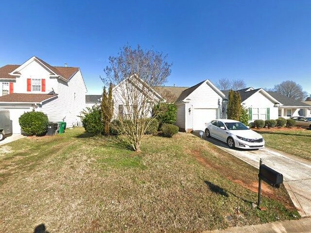 House image located at Charlotte, NC 28213