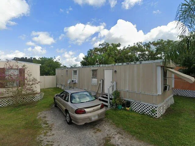 House image located at Okeechobee, FL 34972
