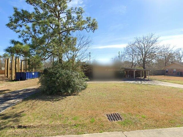 House image located at La Porte, TX 77571