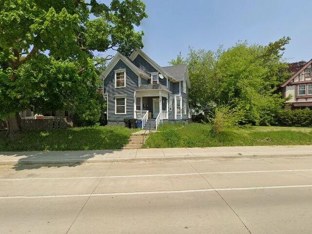 House image located at Racine, WI 53404