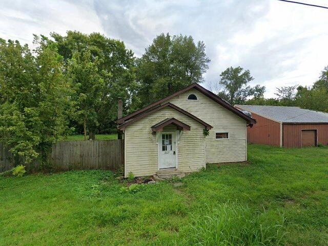 House image located at Johnston City, IL 62951