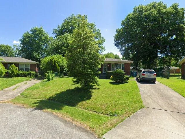 House image located at Louisville, KY 40216