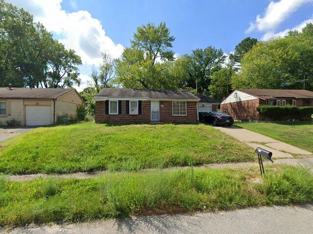 House image located at Saint Louis, MO 63135