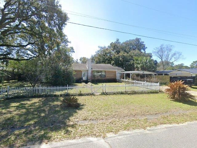 House image located at Pensacola, FL 32506