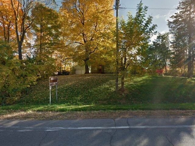 House image located at Waterford, MI 48328