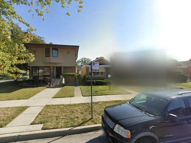 House image located at Chicago, IL 60617