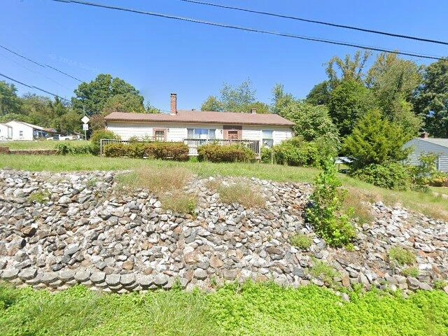 House image located at Collinsville, VA 24078