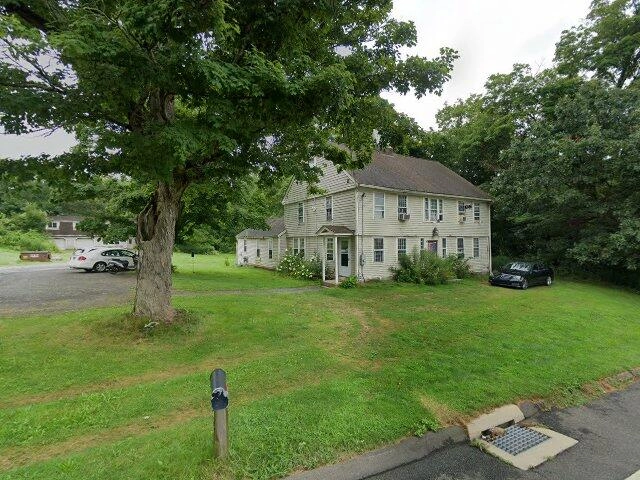 House image located at Guilford, CT 06437