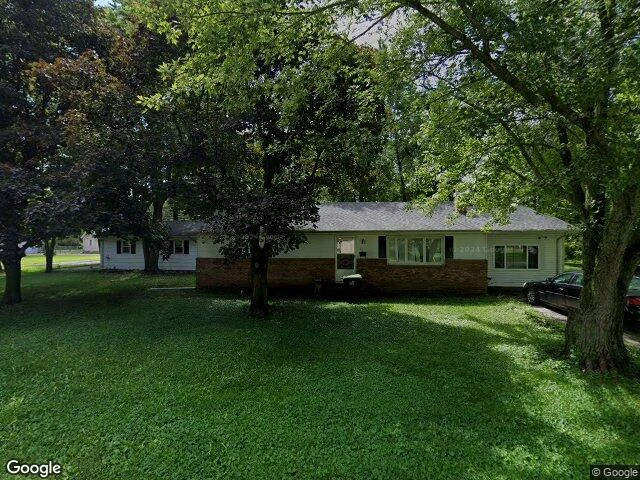 House image located at Bement, IL 61813