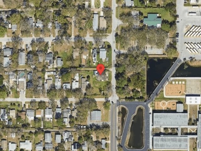House image located at Saint Petersburg, FL 33714