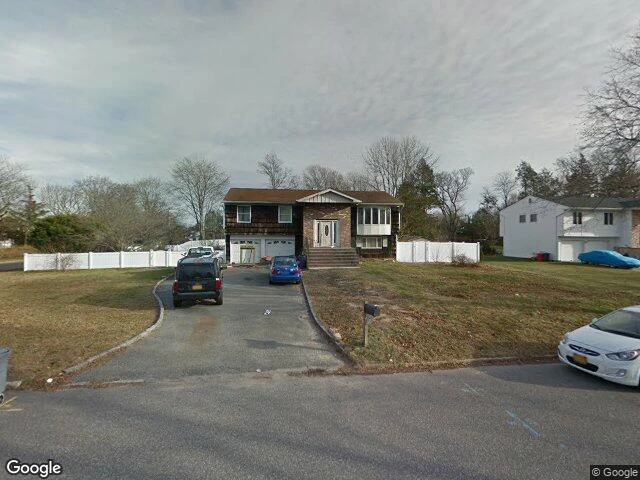 House image located at Commack, NY 11725