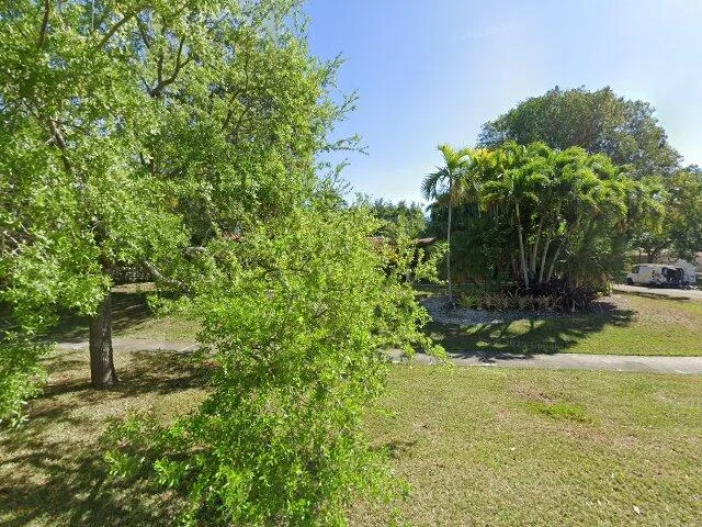 House image located at Miami, FL 33157