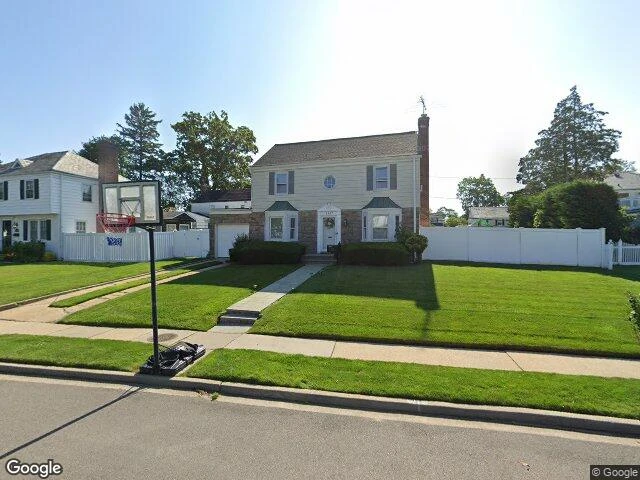 House image located at Baldwin, NY 11510