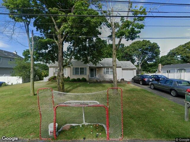 House image located at Holbrook, NY 11741