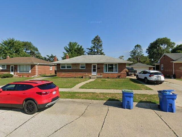 House image located at Warren, MI 48089
