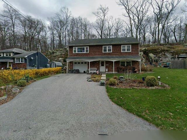 House image located at Hamburg, NJ 07419