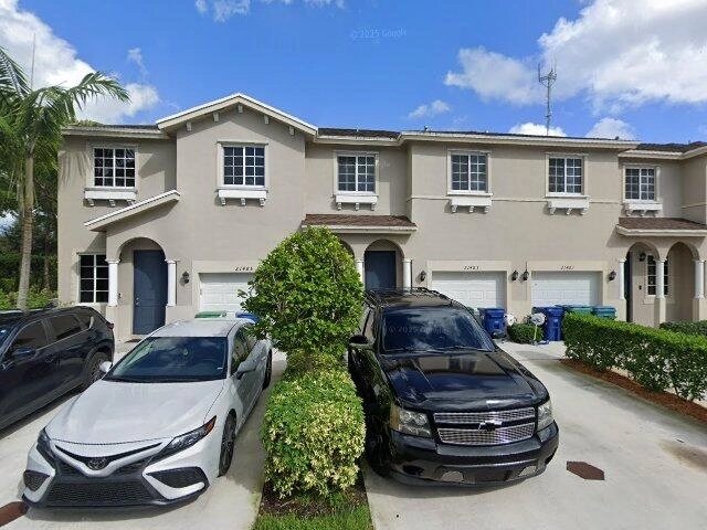 House image located at Miami, FL 33169