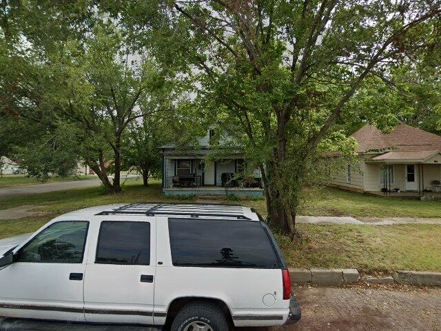 House image located at Winfield, KS 67156