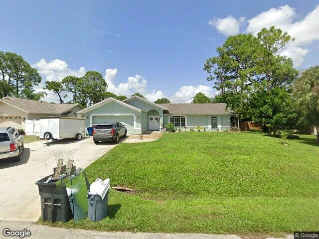 House image located at Fort Myers, FL 33967