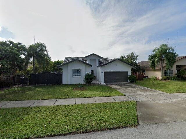 House image located at Miami, FL 33189