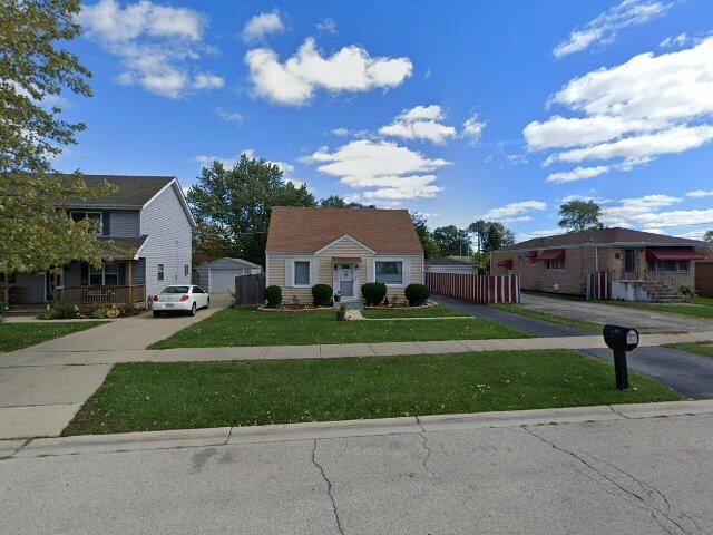 House image located at Burbank, IL 60459