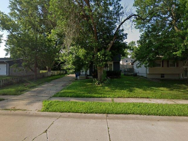 House image located at Bettendorf, IA 52722