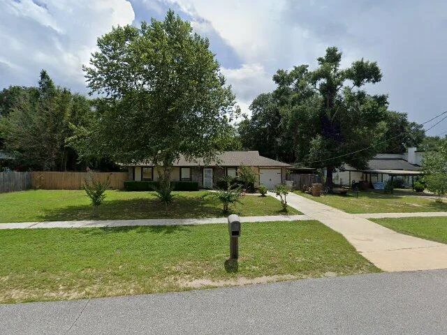 House image located at Milton, FL 32571