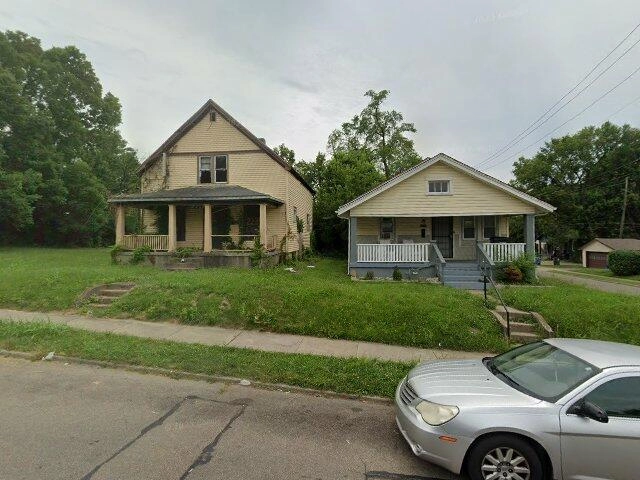 House image located at Charleston, WV 25311