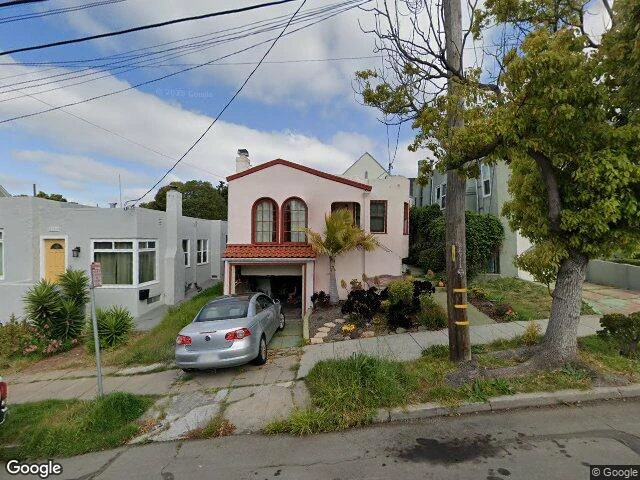 House image located at Oakland, CA 94601