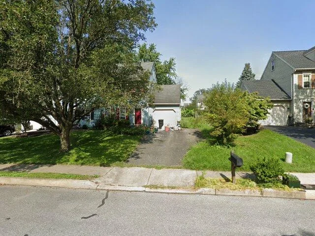 House image located at Lancaster, PA 17603