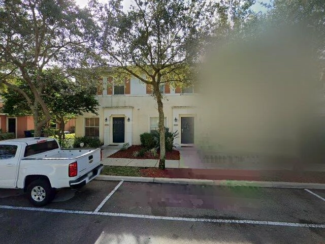 House image located at Hollywood, FL 33025