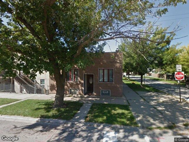 House image located at Chicago, IL 60609
