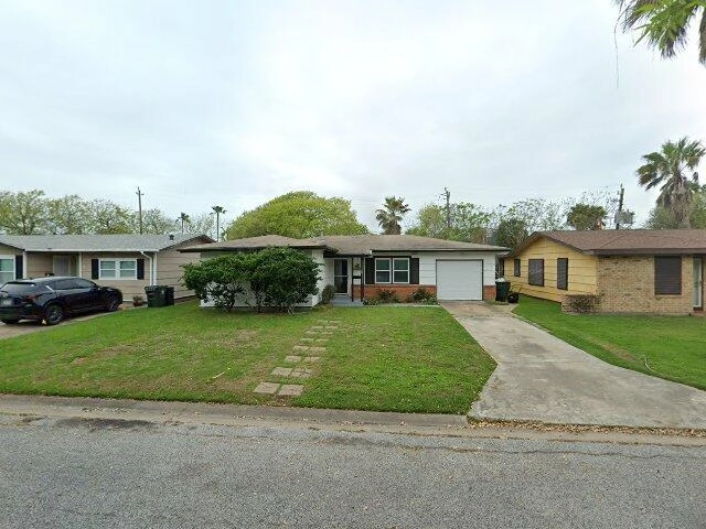 House image located at Galveston, TX 77550
