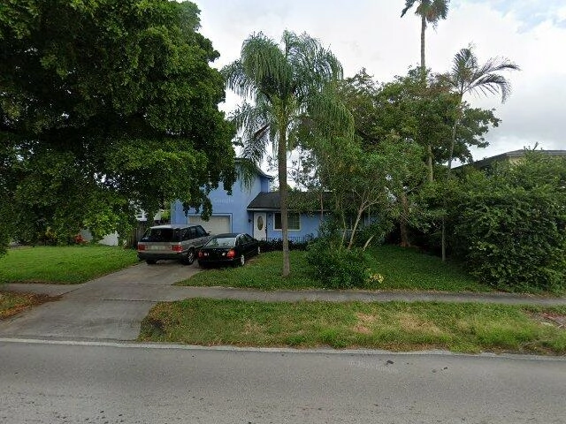 House image located at Hollywood, FL 33020