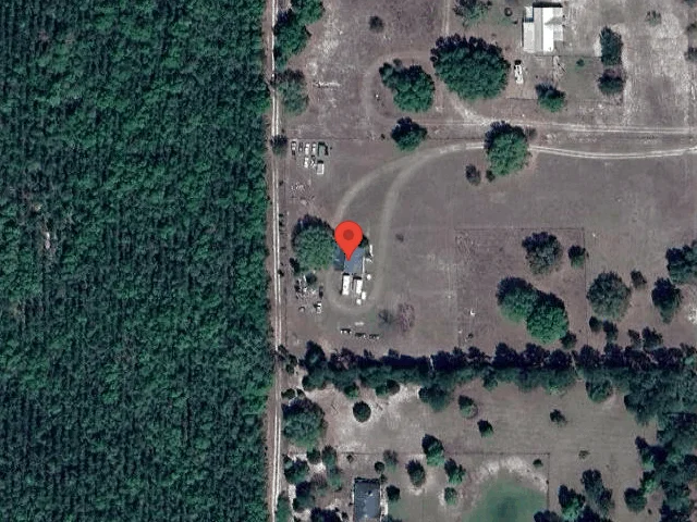 House image located at Trenton, FL 32693