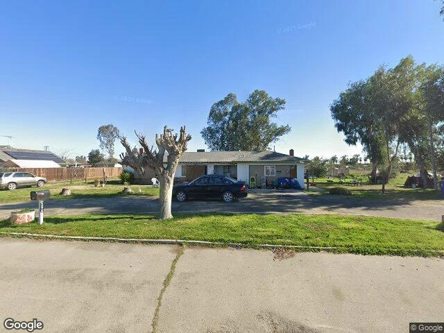 House image located at Kerman, CA 93630