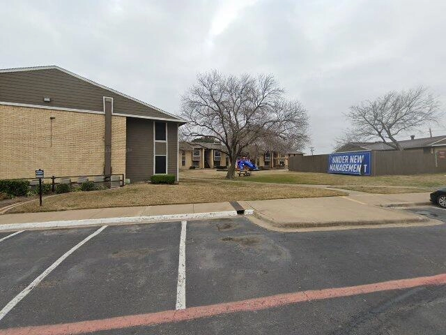 House image located at Arlington, TX 76010