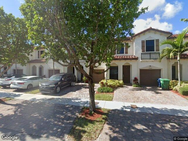 House image located at Miami, FL 33187