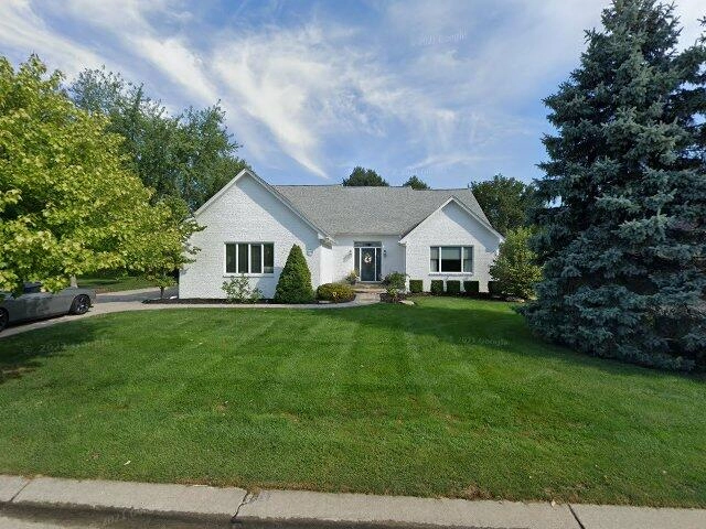 House image located at Utica, MI 48316