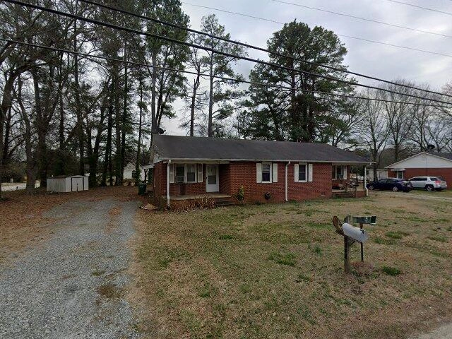 House image located at Farmingdale, NY 11735