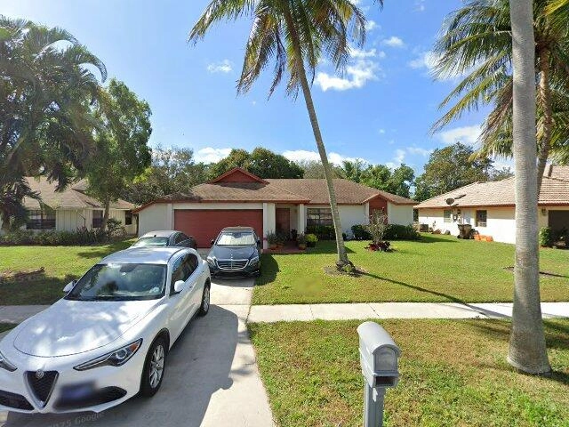 House image located at West Palm Beach, FL 33407