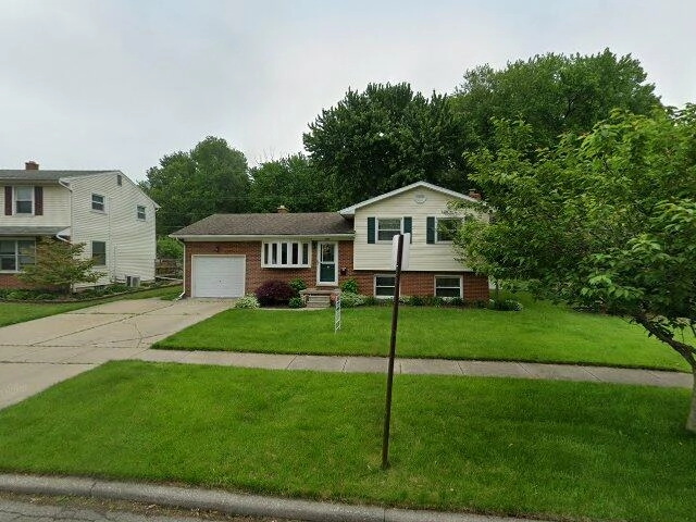 House image located at Monroe, MI 48162