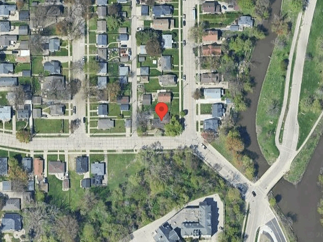 House image located at Racine, WI 53405