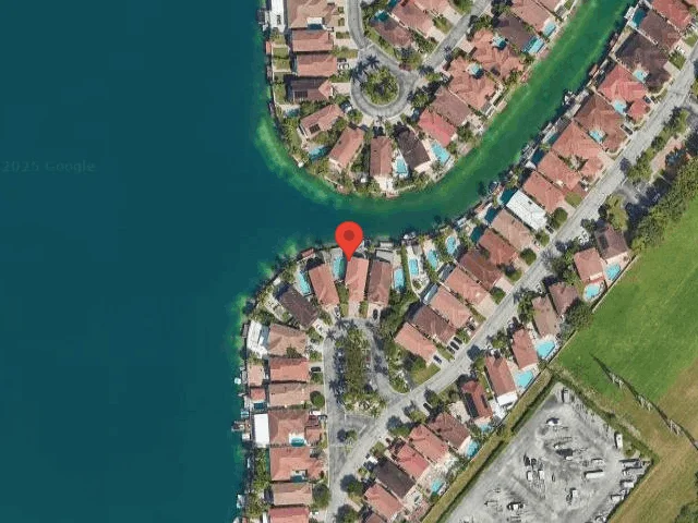 House image located at Miami, FL 33186