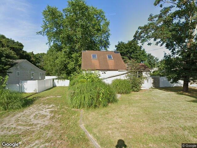 House image located at Mastic Beach, NY 11951